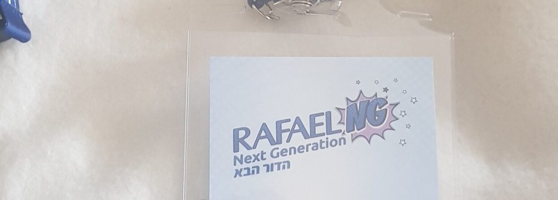 ביקור בנות במו”ט ברפא”ל