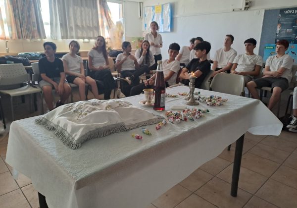קבלת שבת בכיתות ח’