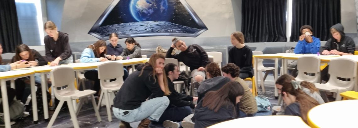 כיתות עמ”ט ב V PLANET