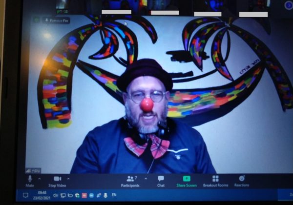 מפגשי פורים על הליצן החינוכי