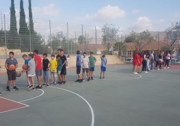 תלמידי שכבה ז’ בוחרים
