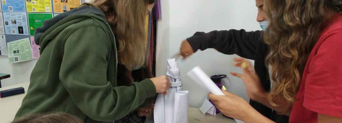 מדע ומנהיגות בכיתה ח4