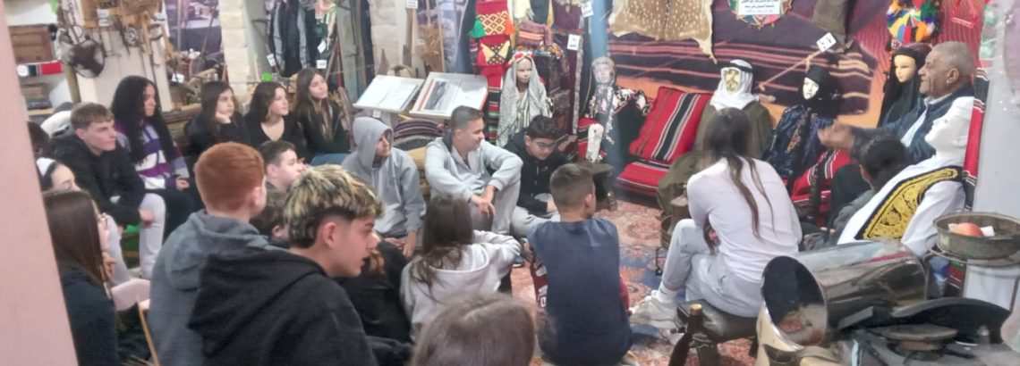 ביקור במוזיאון ‘מן זמאן כאן’ ובכפרו של המורה תייסיר נעים