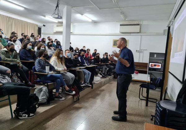 העולם החשאי של המודיעין