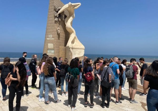 מפגש 9 וכמעט אחרון – מחברים בין עולמות