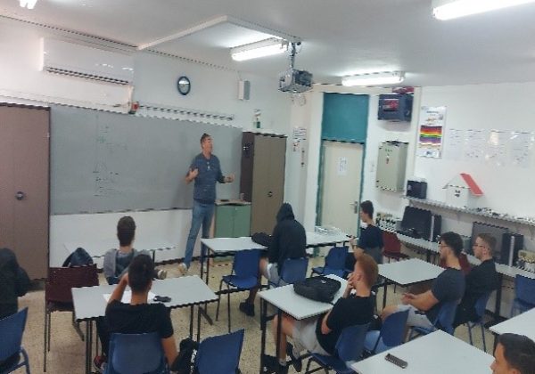 חשיפה ללימודי המשך באורט בראודה